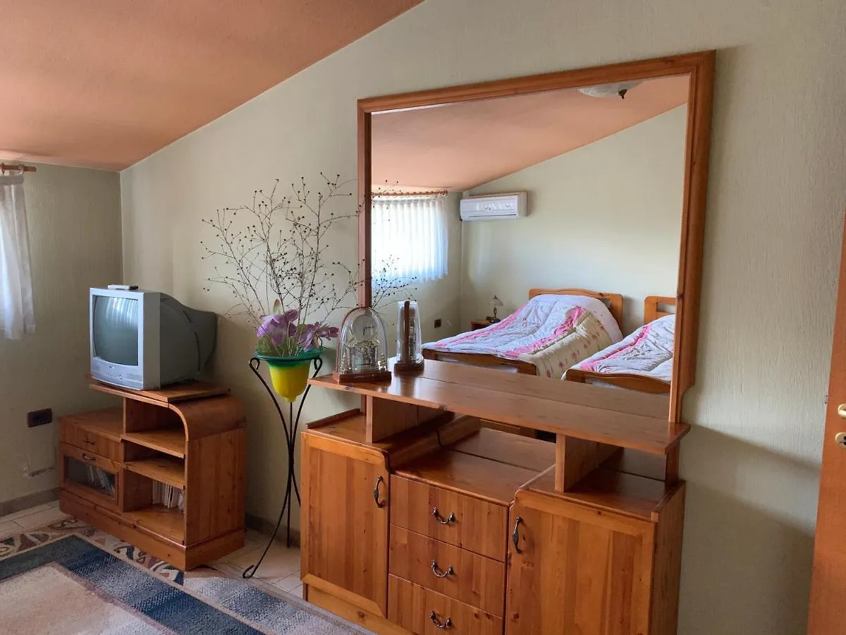 Tirana Apartment B&B Albania